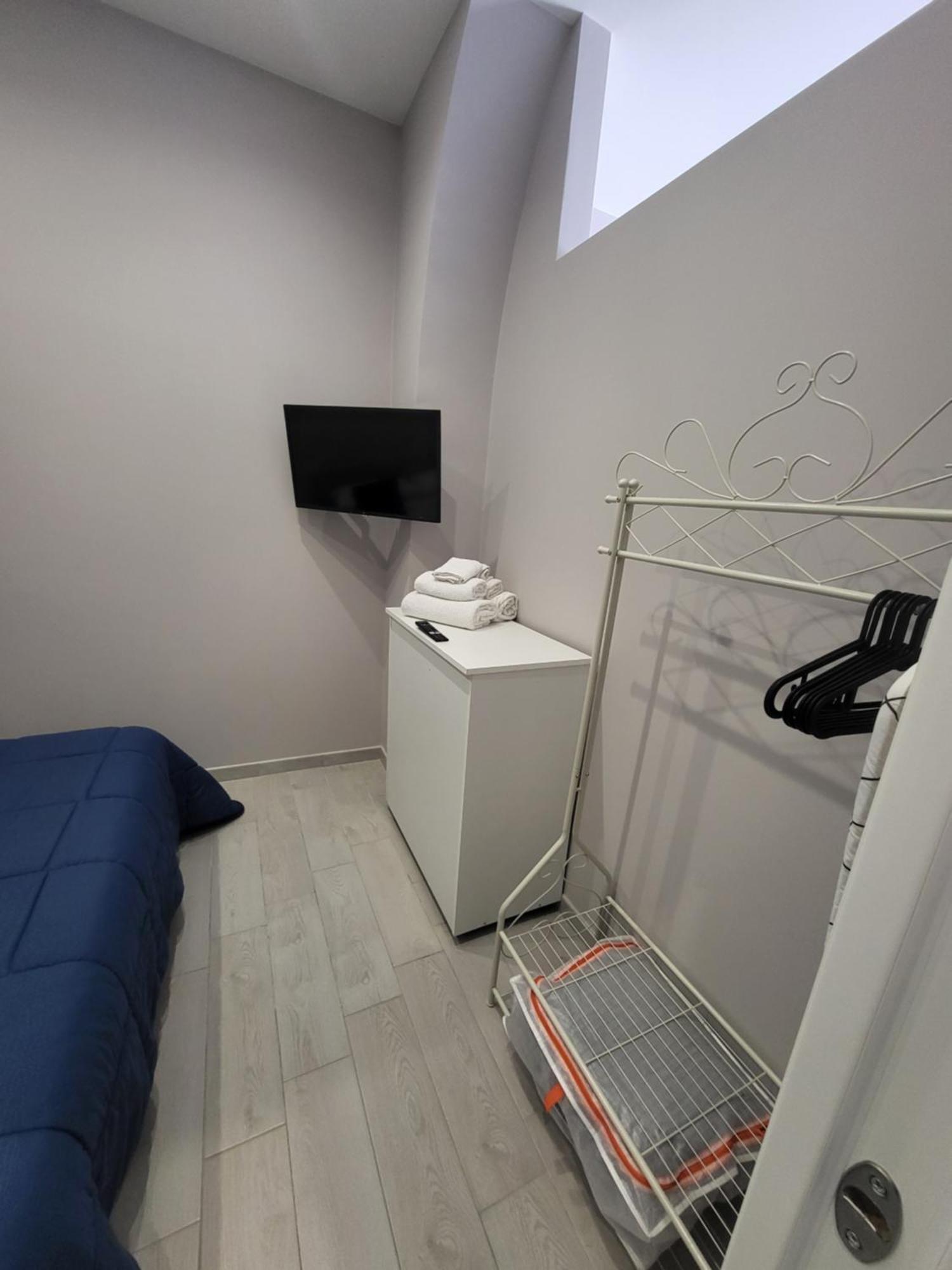 Casa Vacanze Manthy Posizione Centrale บารี ภายนอก รูปภาพ