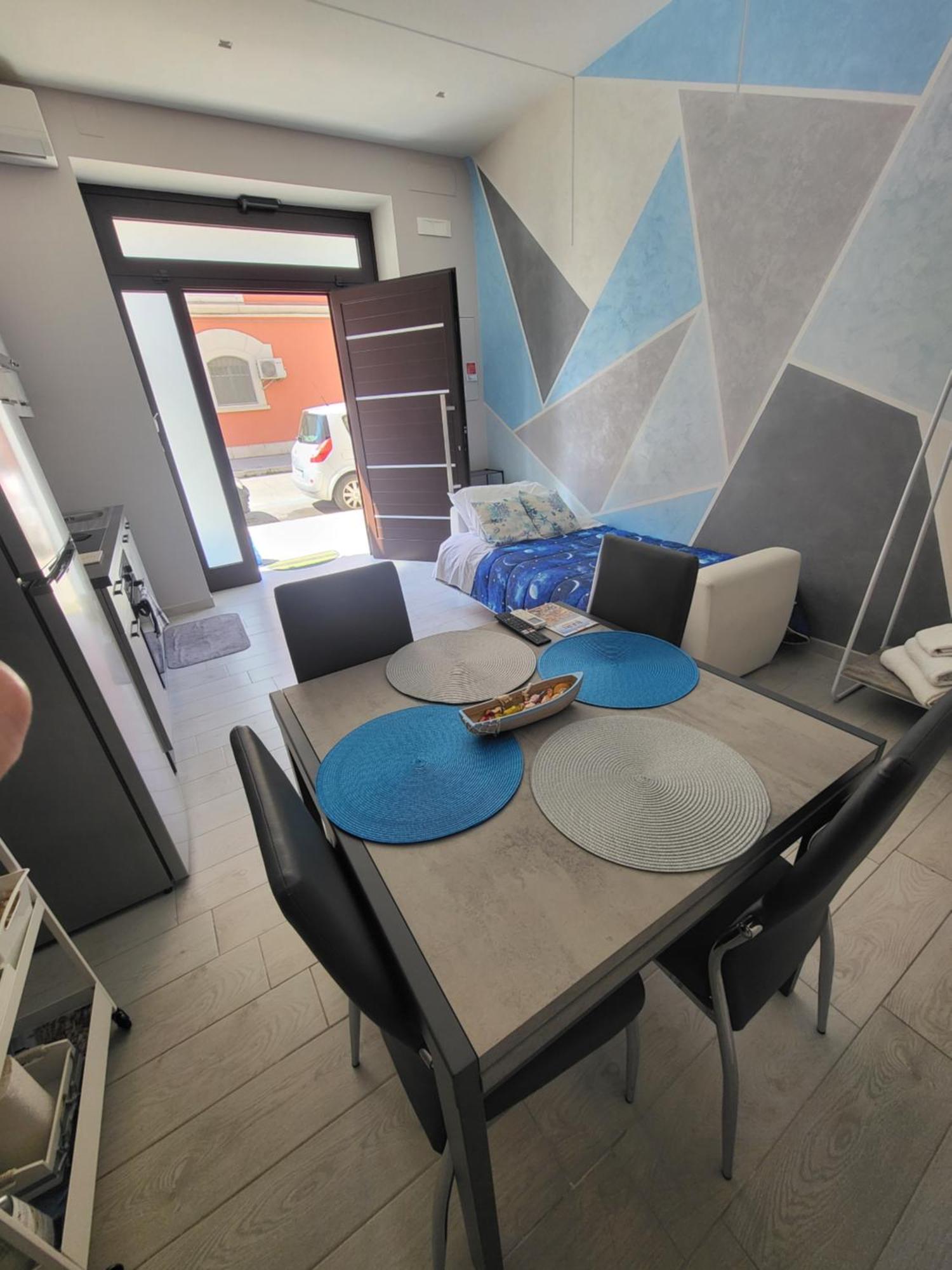 Casa Vacanze Manthy Posizione Centrale บารี ภายนอก รูปภาพ